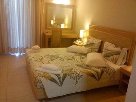 Glyfada Beach Hotel