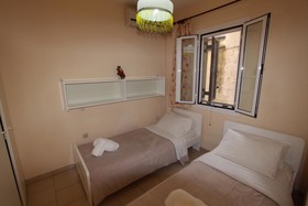 Menigos Resort