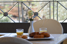 Art Hotel Debono