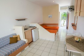 Asteraki Aparthotel