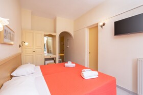 Opera Blue Hotel