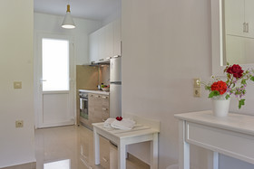Palapart Gikas Studios & Suites