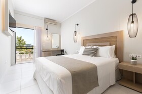 Paradise Hotel Corfu