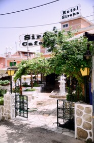 Sirena Beach Hotel