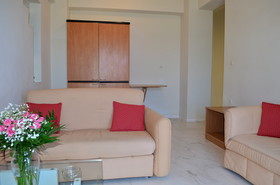 Sea Breeze Beis Apts