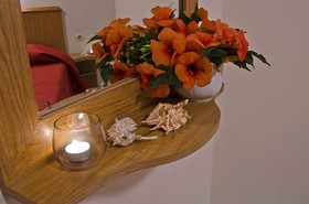 Sea Breeze Beis Apts