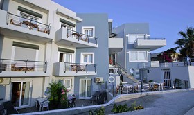 Sea Breeze Beis Apts