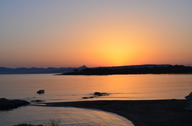 Sea Breeze Beis Apts