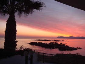 Sea Breeze Beis Apts