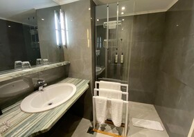 Corfu Holiday Palace