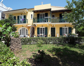 Andreas Pool Apartments