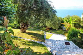 Apraos Bay