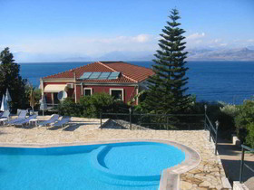 Apraos Bay