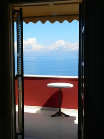 Apraos Bay