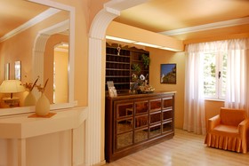 Melina Oasis Hotel