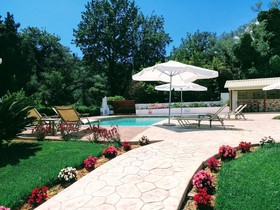 Summer Wine Friendly Resort