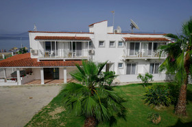 Ammos Apartments