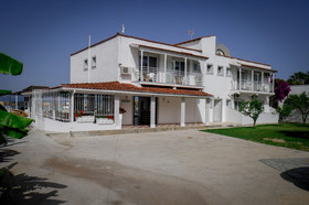Ammos Apartments