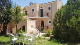 F S Kavos