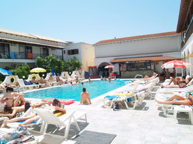 Hotel Lefkimi