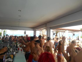 Quayside Village Hotel