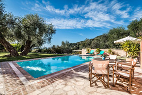 Mastrogiannis Villa Levanta