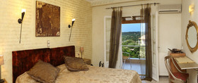 Nefeli Hotel