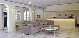Nefeli Hotel