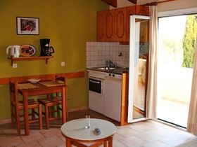 Alexandros & Gerekos Apartments
