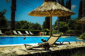 Alexandros & Gerekos Apartments