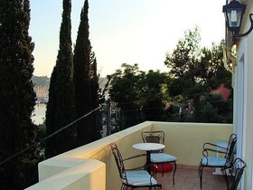 Alexandros & Gerekos Apartments