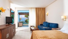 Kontokali Bay Resort & Spa