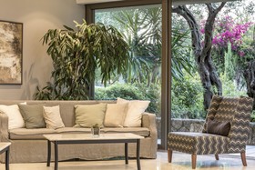 Kontokali Bay Resort & Spa