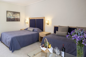 Kontokali Bay Resort & Spa