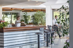 Kontokali Bay Resort & Spa