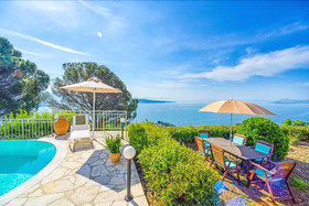 Villa Seascape