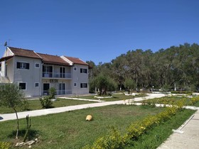 Alykes Family Resort