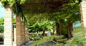 Anemomylos Lefkimmi Luxus Suites Hotel