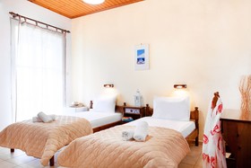 Stefi Rooms
