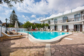 Aquarius Beach Eco-Hotel