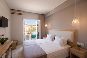 Hotel Rossis