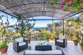 Marina Seaview Cottage
