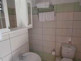 River Studios & Apartments