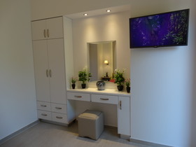 Makis Louvlis Apartments & Studios