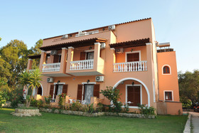 Vasso Apartments & Studios