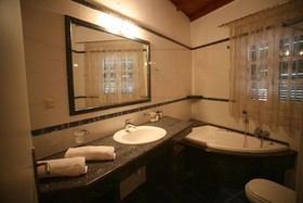 Aphrodite Apartments