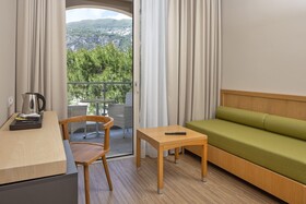 Akrotiri Beach Resort Hotel