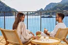 Akrotiri Beach Resort Hotel