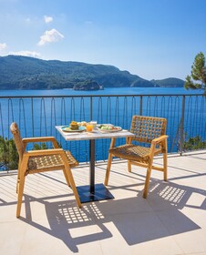 Akrotiri Beach Resort Hotel