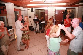 Apollon Annexe